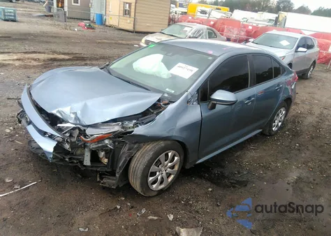 2020 Toyota Corolla Le z USA, uszkodzony, nr VIN 5YFEPRAE2LP123809